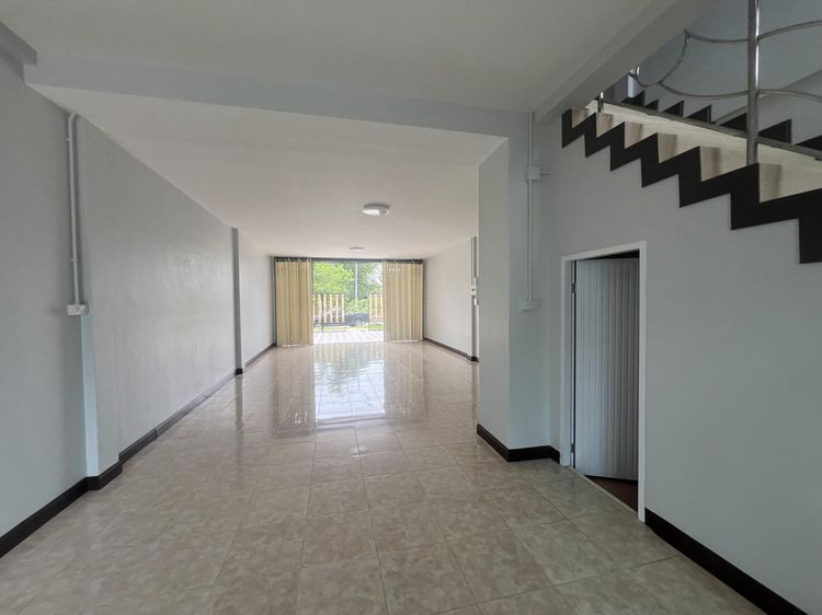 ð āļāļēāļāļēāļĢāļāļēāļāļīāļāļĒāđ āđāļĄāļ·āļāļāļāļĢāļąāļ : āļāļĢāļąāļāļāļĢāļļāļāđāļŦāļĄāđ ð āļĢāļđāļāļāļĩāđ 2