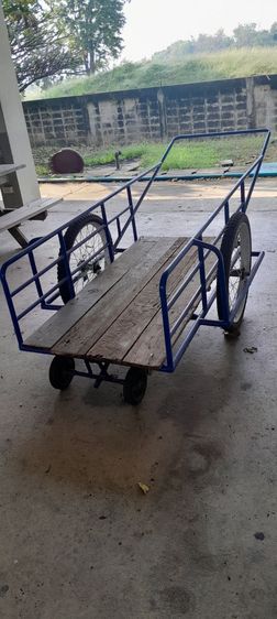 รถสาลี่เข็นหรือลาก