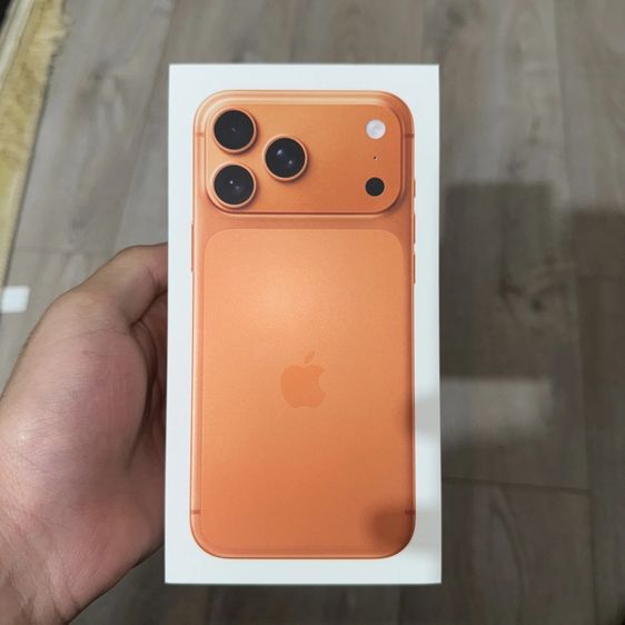 512 GB iPhone 17 Pro Max 512GB สีส้มคอสมิก