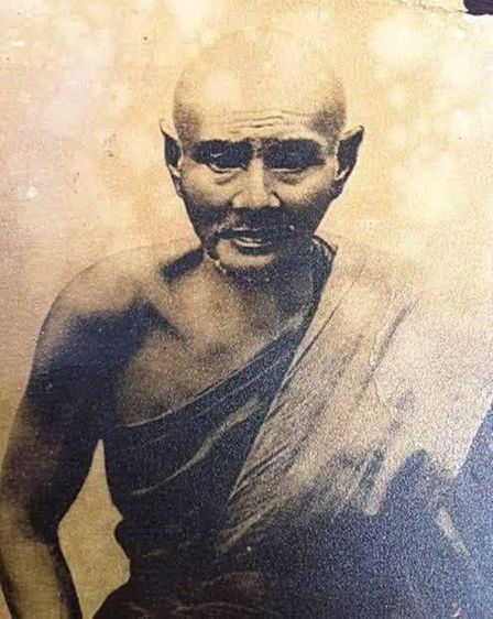 พระปิดตาหลวงปู่ยิ้ม วัดหนองบัว จ.กาญจนบุรี ยุคแรก อายุกว่าร้อยปี ลงรักเก่าเนื้อจัดมาก หาชมยาก พบน้อย รูปที่ 13