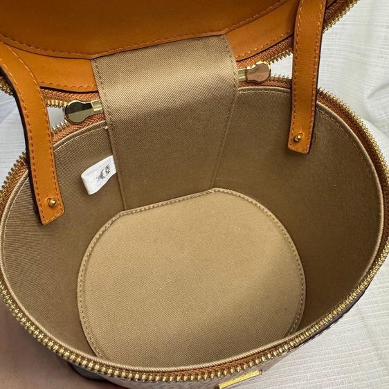 mcm bucket ของแท้ เจ้าของขายเอง รูปที่ 8