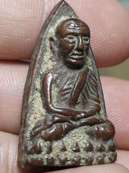 พระหลวงปู่ทวด วัดช้างให้ หลังเตารีดปี 05 ค่ะ รูปที่ 6