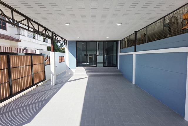 ใช่ 💟 ทาวน์เฮ้าส์ เมืองสุพรรณบุรี : ปรับปรุงใหม่ 💟 รูปที่ 2