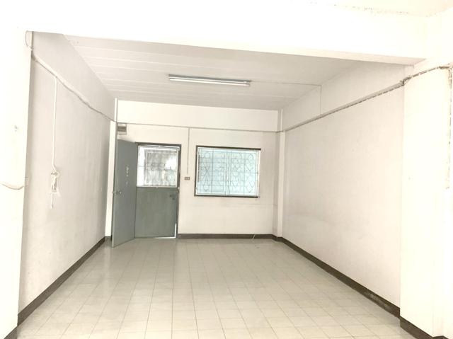 ใช่ 💟 คอนโดมิเนียม โครงการร่วมทุนทอง 2 สมุทรปราการ 💟 รูปที่ 2