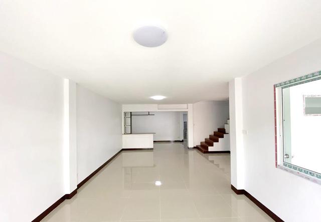 ใช่ 💟 ทาวน์เฮ้าส์ โครงการบ้านเพแลนด์แอนด์เฮาส์ เมืองระยอง 💟 รูปที่ 2