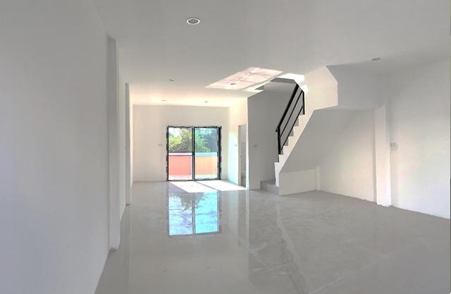 ð āļāļēāļ§āļāđāđāļŪāđāļēāļŠāđ 2 āļāļąāđāļ āđāļāļĢāļāļāļēāļĢāļĢāļļāđāļāļāļĢāļļāļāļāļēāļĢāđāļ āļāļīāļĐāļāļļāđāļĨāļ : āļāļĢāļąāļāļāļĢāļļāļāđāļŦāļĄāđ ð āļĢāļđāļāļāļĩāđ 2