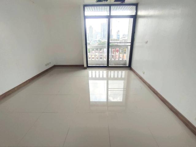 ð āļāļāļāđāļāļĄāļīāđāļāļĩāļĒāļĄ āđāļāļĢāļāļāļēāļĢ āđāļ.āļāļĩ. āļāļēāļ§āđāļ§āļāļĢāđ (āļāļąāļŠāđāļāđāļāļēāļ§āđāļ§āļāļĢāđ) āļāļāļāļŦāļĨāđāļ 25 ð āļĢāļđāļāļāļĩāđ 3