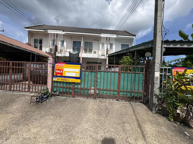 ใช่ 💟 ทาวน์เฮ้าส์ 2 ชั้น เมืองชุมพร 💟