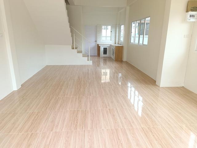 ใช่ 💟 ทาวน์เฮ้าส์ โครงการนารายา เมืองสุราษฎร์ธานี :ปรับปรุงใหม่ 💟 รูปที่ 2