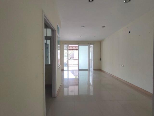 💟 ทาวน์เฮ้าส์ 3 ชั้น โครงการกัสโต้ แกรนด์ รามคำแหง 💟 รูปที่ 3