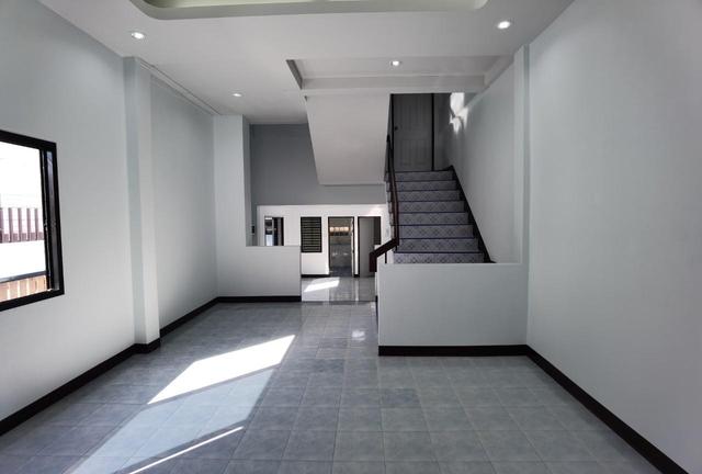 ใช่ 💟 ทาวน์เฮ้าส์ เมืองสุพรรณบุรี : ปรับปรุงใหม่ 💟 รูปที่ 3