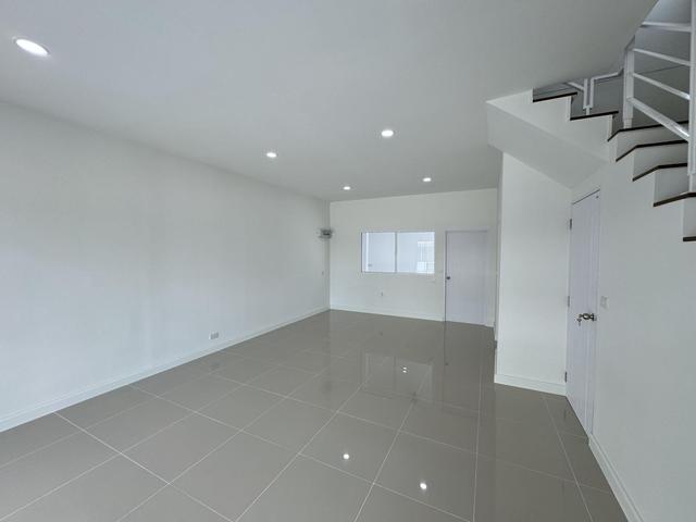 ใช่ 💟 ทาวน์เฮ้าส์ โครงการเดอะ พลีโน่ เอกชัย-กาญจนาภิเษก (บางบอน) 💟 รูปที่ 4