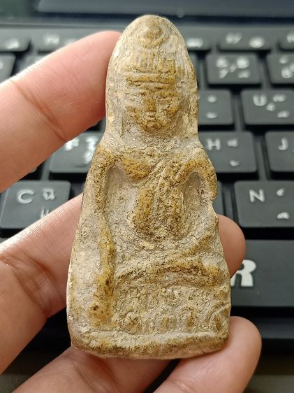 พระหูยานเนื้อผง