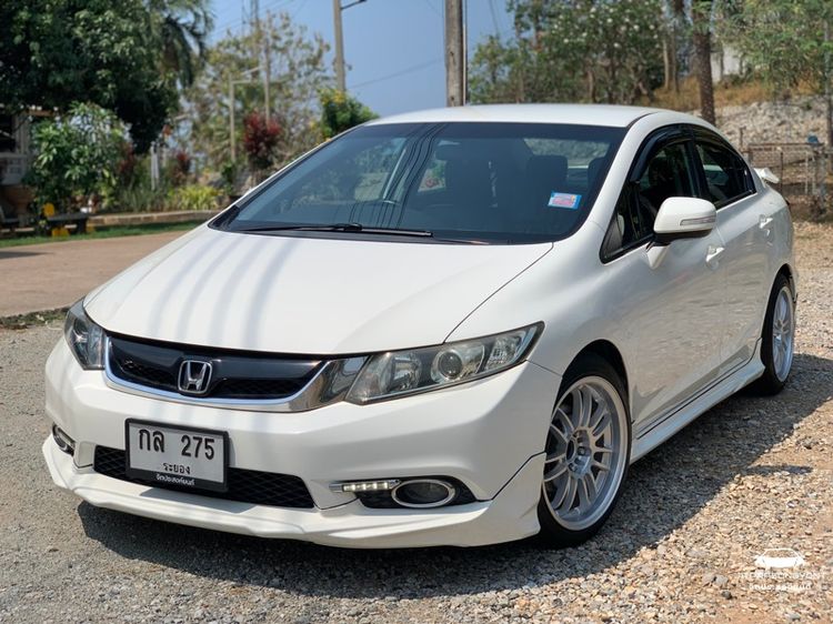 Honda Civic 2013 1.8 Modulo Sedan เบนซิน เกียร์อัตโนมัติ ขาว รูปที่ 4