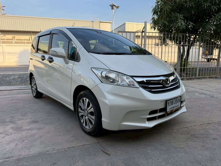 Honda Freed 2013 1.5 EL Utility-car ดีเซล ไม่ติดแก๊ส เกียร์ธรรมดา ดำ รูปที่ 3