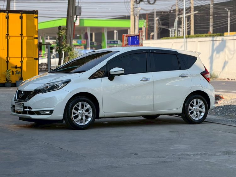 รถ Nissan Note 1.2 VL สี ขาว