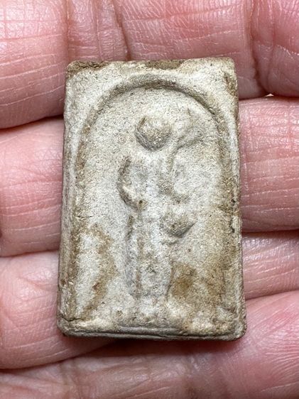 🙏 คาดว่าเป็นพระสิวลี วัดประสาทบุญญาวาส กรุงเทพมหานคร ปี พ.ศ. 2506 🙏พระผงปิลันท์ เปลวเพลิงเล็ก🙏องค์ละ1550