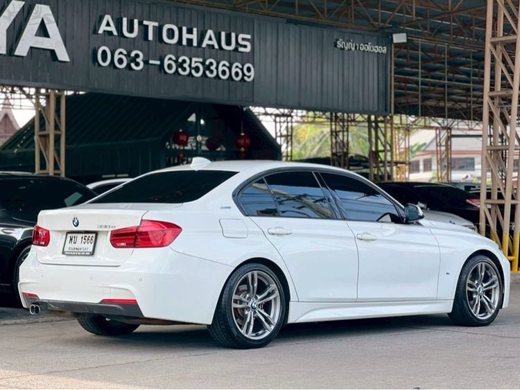 BMW Series 3 2018 330e Sedan ปลั๊กอินไฮบริด (PHEV) ไม่ติดแก๊ส เกียร์อัตโนมัติ ขาว รูปที่ 3