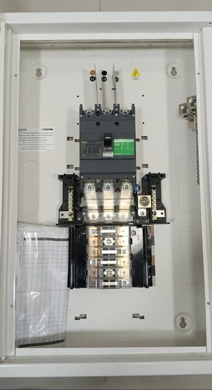 ตู้โหลดเซ็นเตอร์ ชไนเดอร์ 12 ช่องบาร์ 250  รูปที่ 3