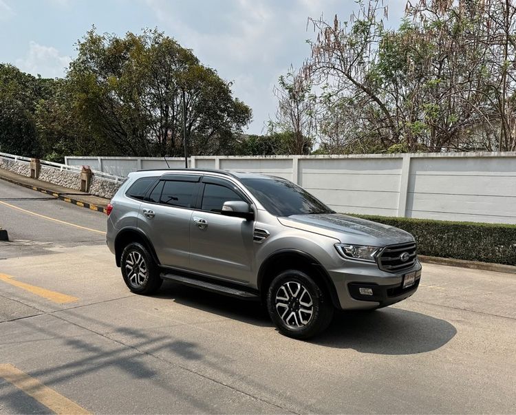 Ford Everest 2019 2.0 Turbo Trend Utility-car ดีเซล ไม่ติดแก๊ส เกียร์อัตโนมัติ เทา รูปที่ 2