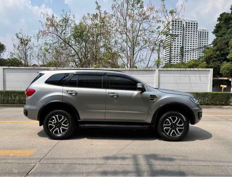Ford Everest 2019 2.0 Turbo Trend Utility-car ดีเซล ไม่ติดแก๊ส เกียร์อัตโนมัติ เทา รูปที่ 3