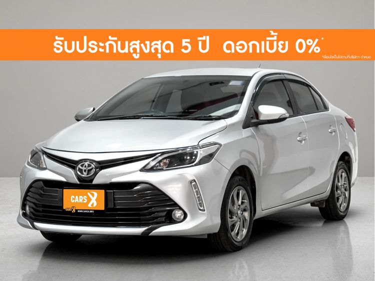 รถ Toyota Vios 1.5 Mid สี บรอนซ์เงิน