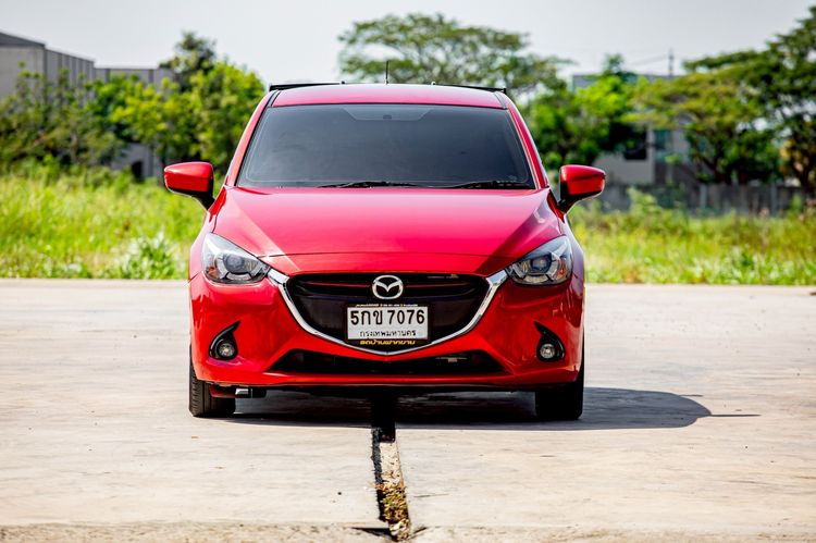 Mazda Mazda 2 2015 1.5 XD Sport High Plus L Sedan ดีเซล ไม่ติดแก๊ส เกียร์อัตโนมัติ แดง รูปที่ 2