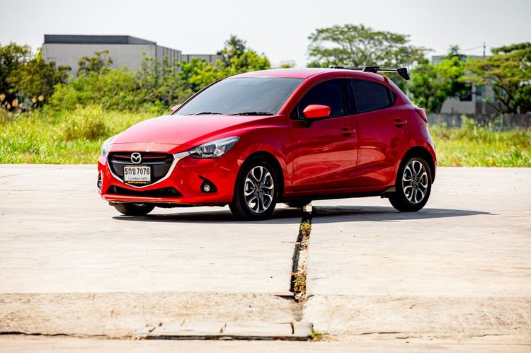 Mazda Mazda 2 2015 1.5 XD Sport High Plus L Sedan ดีเซล ไม่ติดแก๊ส เกียร์อัตโนมัติ แดง รูปที่ 3
