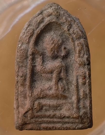 พระผงหลวงปู่ทวดเนื้อแห้งเก่าค่ะ