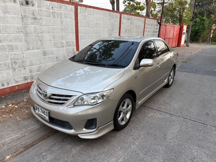 รถ Toyota Altis 1.8 G สี บรอนซ์ทอง