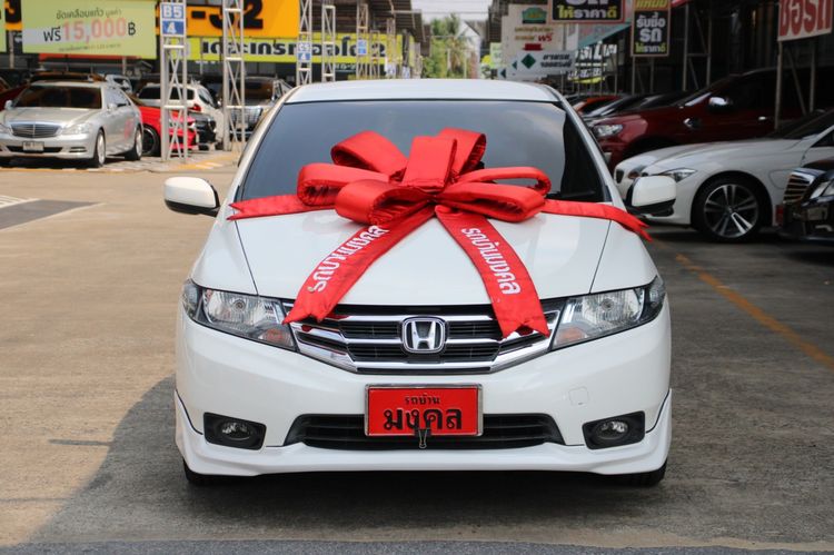 Honda City 2012 1.5 V Sedan เบนซิน ไม่ติดแก๊ส เกียร์อัตโนมัติ ขาว รูปที่ 2