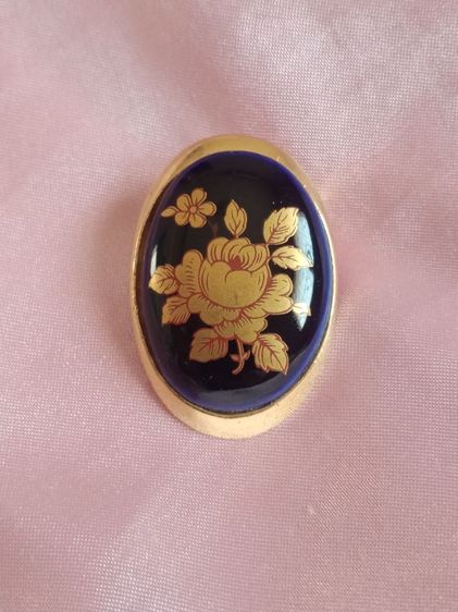 LIMOGES CASTEL® FRANCE เข็มกลัดสีทองอร่ามสวย