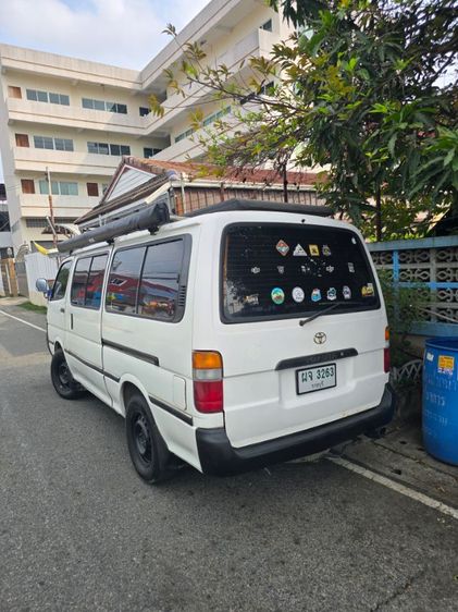 Toyota Hiace 1998 2.5 Van เบนซิน LPG เกียร์ธรรมดา ขาว รูปที่ 4