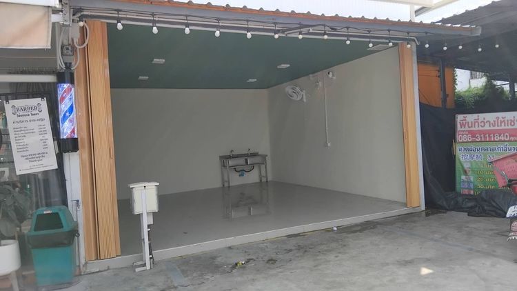 ฉากพีวีซีกั้นหน้าร้าน ลายไม้ รูปที่ 2