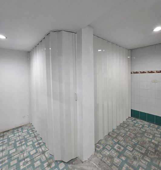 ฉากกั้นแอร์ สีขาวลายไม้ รูปที่ 2