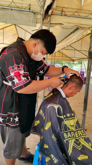 ตัดผมชายฟรี