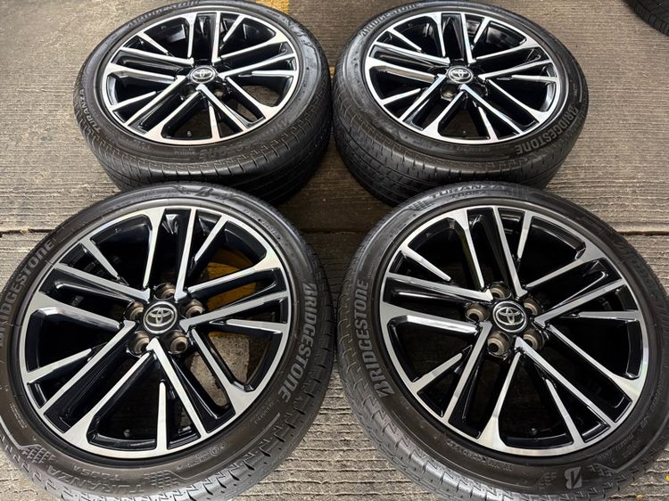 Toyota New Camry ขอบ 18 นิ้ว Top Hybrid 🔥 รูปที่ 2