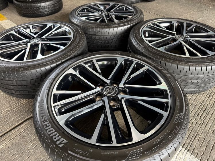 Toyota New Camry ขอบ 18 นิ้ว Top Hybrid 🔥 รูปที่ 3