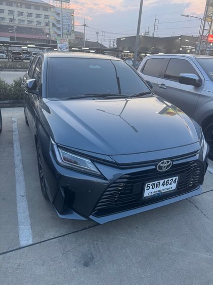 Toyota Yaris ATIV 2024 1.2 Smart Sedan เบนซิน ไม่ติดแก๊ส เกียร์อัตโนมัติ เทา รูปที่ 2