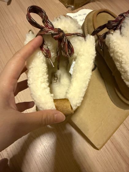 ugg รองเท้าบู้ทมือหนึ่ง รูปที่ 6
