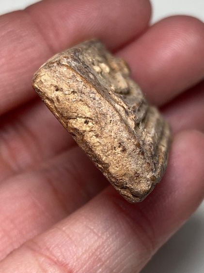 พระปางนอนเนื้อผง รูปที่ 3