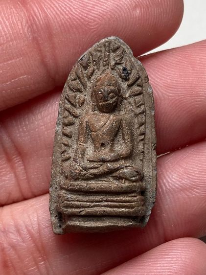 พระรอดเนื้อดิน