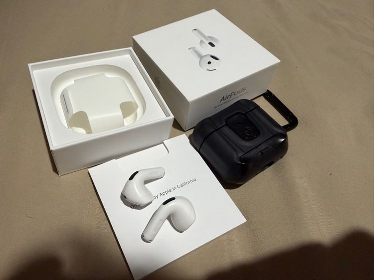 Apple AirPods Pro 4  (ตัดเสียงรบกวน)