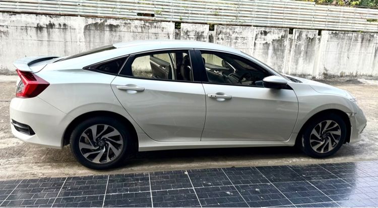 Honda Civic 2019 1.8 E i-VTEC Sedan เบนซิน ไม่ติดแก๊ส เกียร์อัตโนมัติ ขาว รูปที่ 4