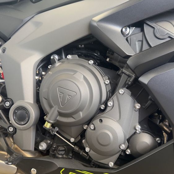 triumph Daytona รูปที่ 7