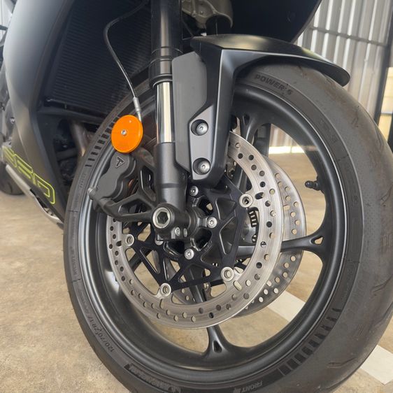 triumph Daytona รูปที่ 8