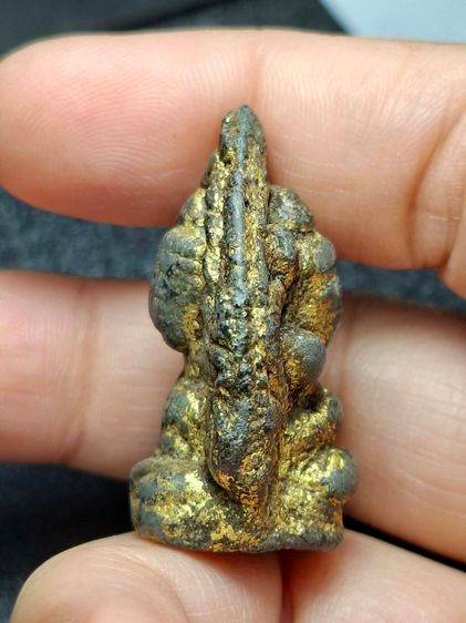 พระอุปคุตพิมพ์ใหญ่สองหน้า เนื้อชินเขียว กรุวัดวังบัว จ.เพชรบุรี  รูปที่ 12