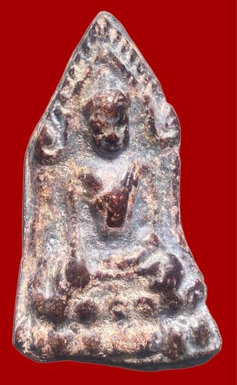 พระกรุสนิมแดงสวย