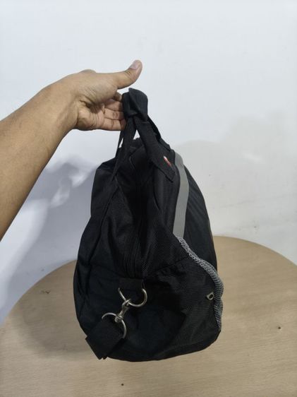 กระเป๋าเสื้อผ้า รูปที่ 2