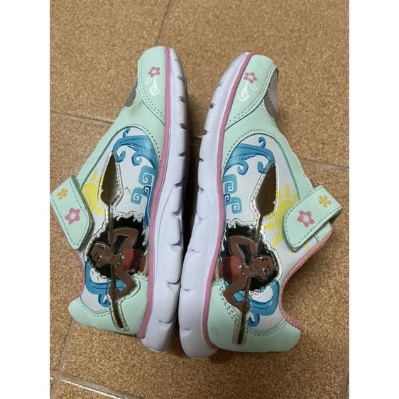 รองเท้าเด็ก ลาย moana เบอร์ 12 “มือสอง” ขนาดเท้ายาว 21 ซม.  ของใหม่ใส่ไม่กี่ครั้ง รูปที่ 4